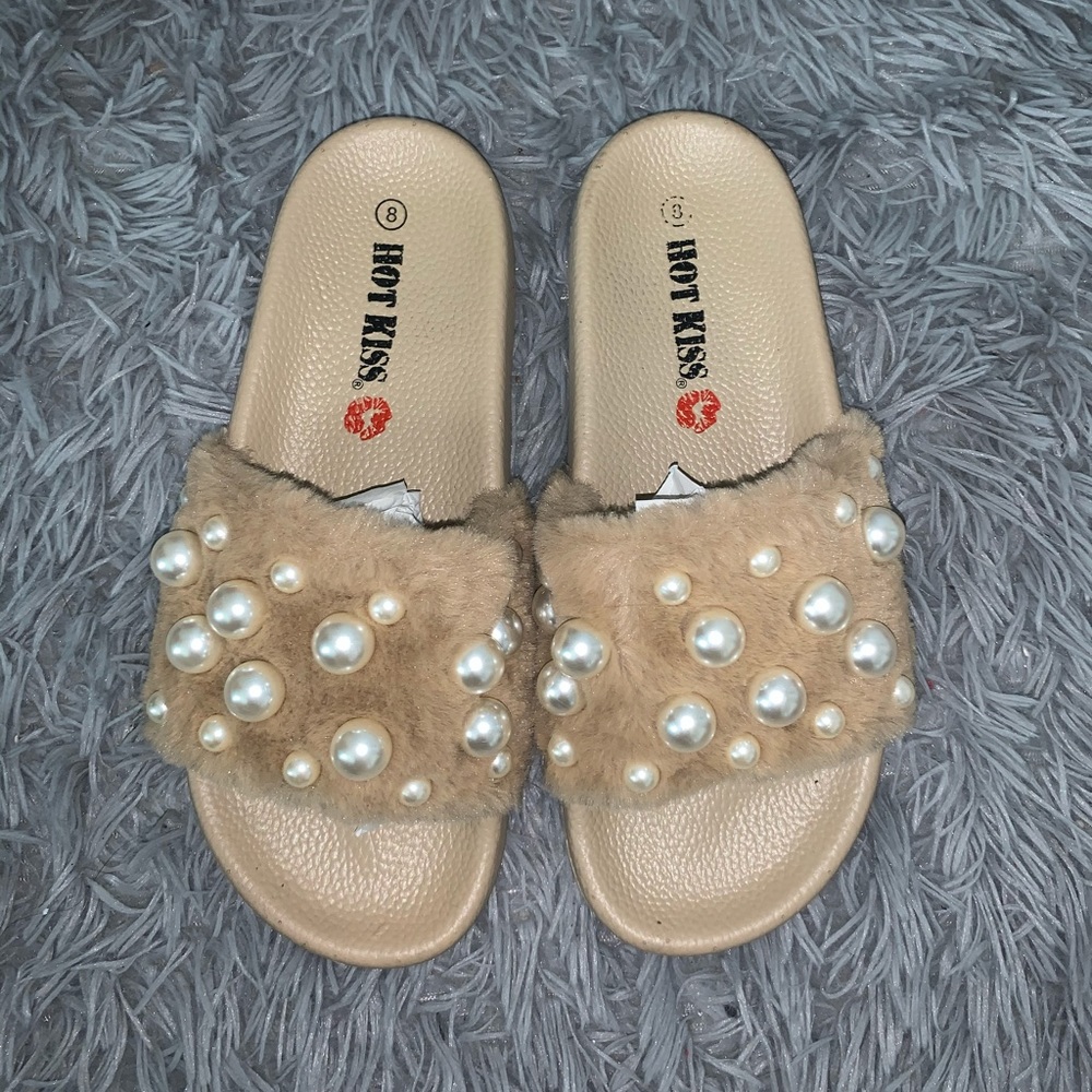 Tan slides with pearls